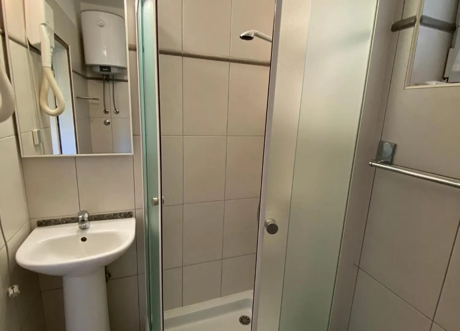 Apartmani Sara Omisalj 0*,  Croatia